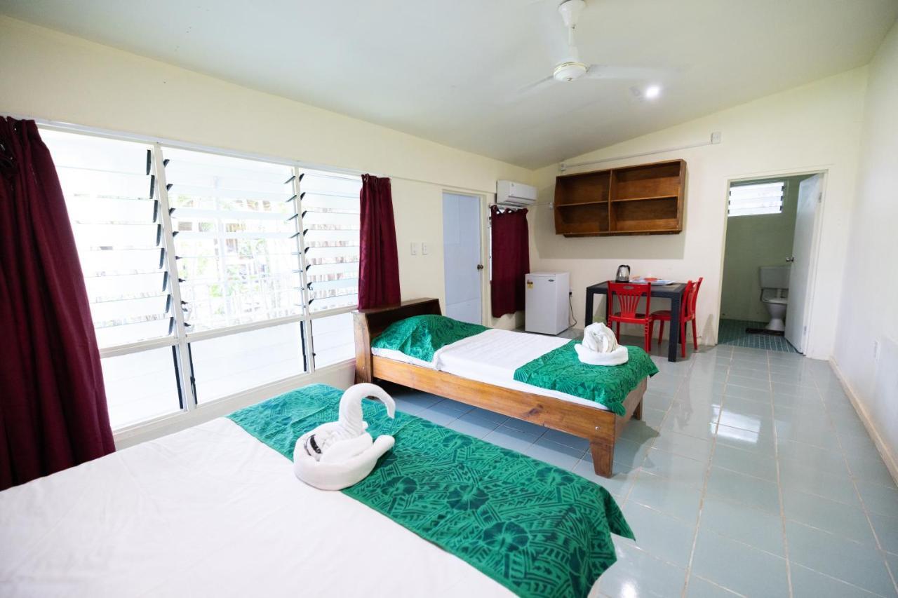 Karls Getaway Hotel And Tours Apia Exterior photo